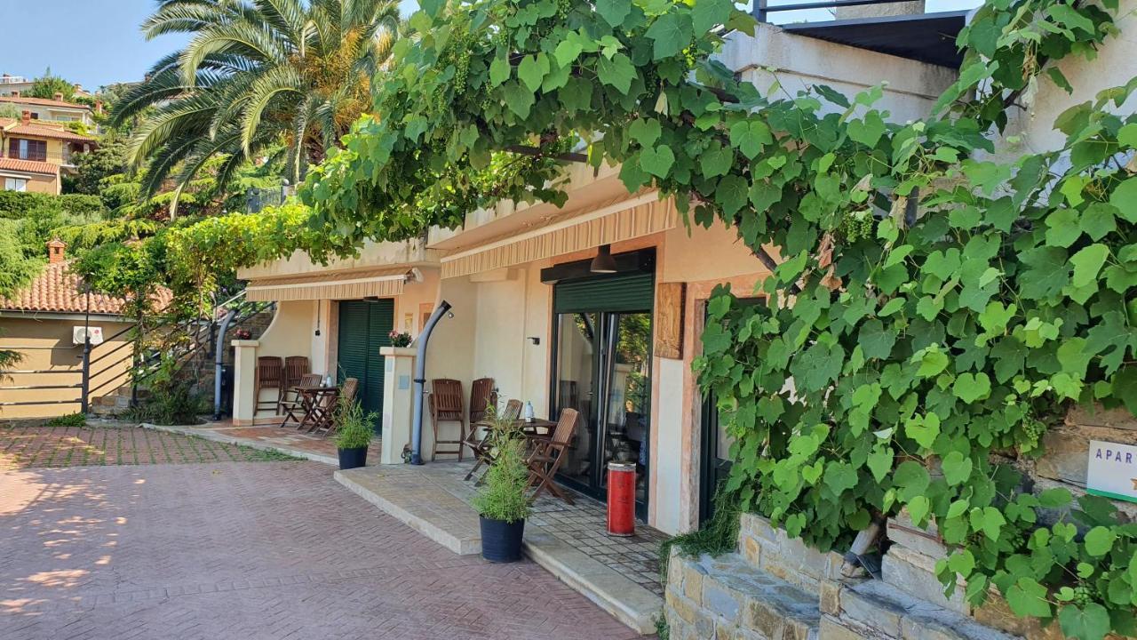 Studio-Apartments Monfort Portoroz Exterior foto