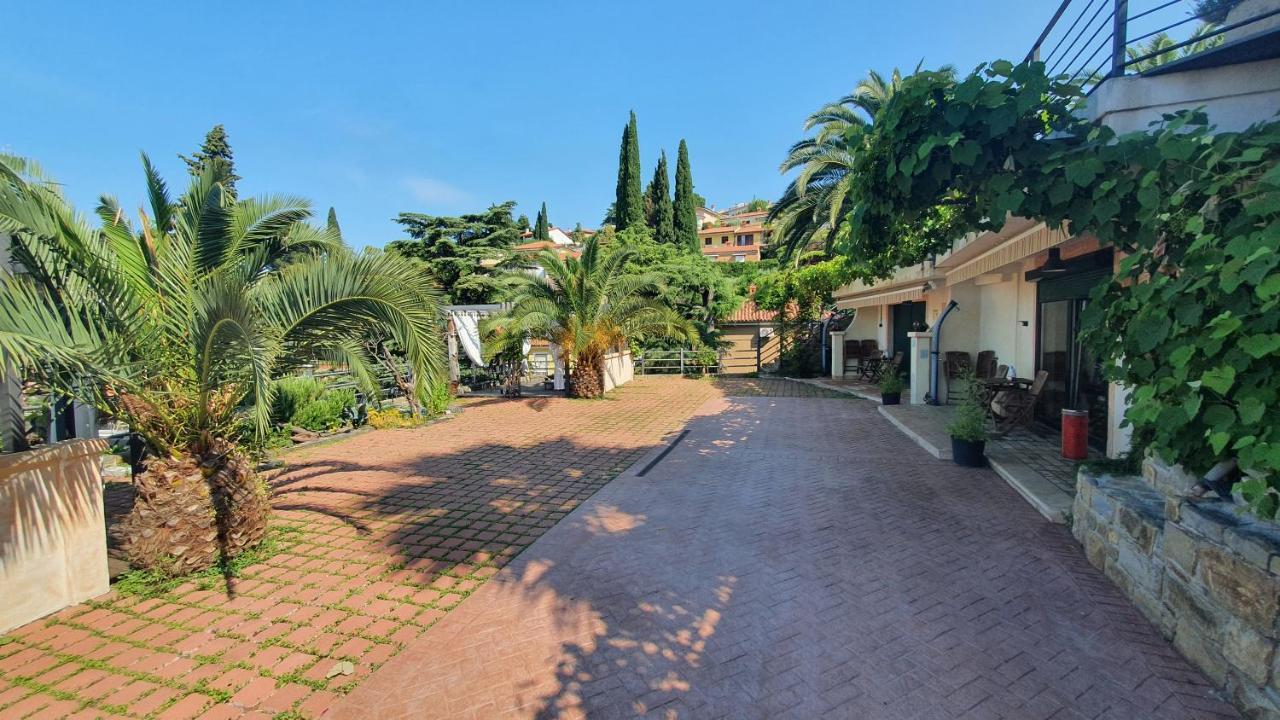 Studio-Apartments Monfort Portoroz Exterior foto