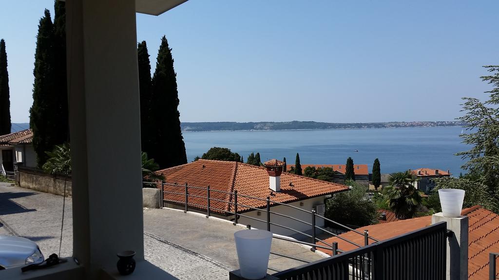 Studio-Apartments Monfort Portoroz Habitación foto